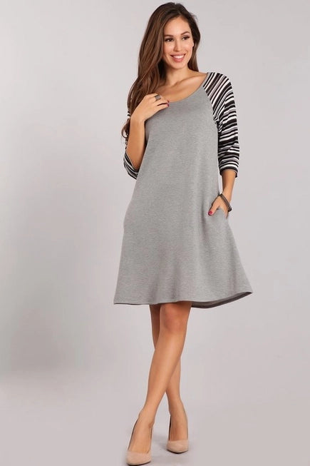 3/4 Sleeve Stripe Knit Contrast Dress